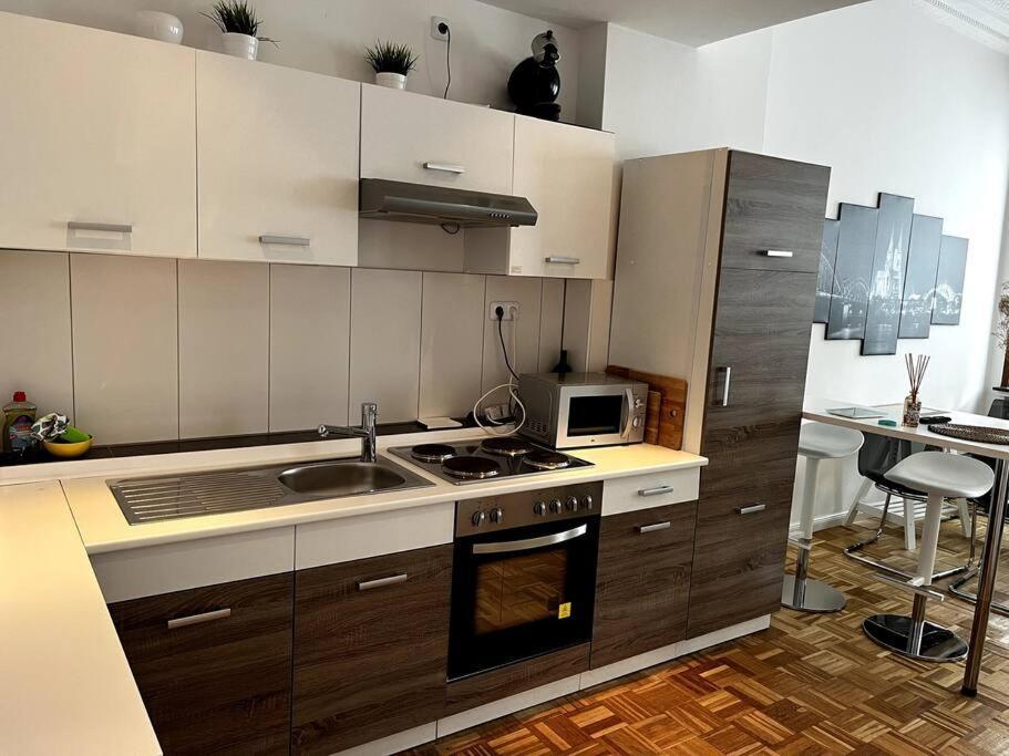 Exklusive Wohnung Mitten Im Schoensten Viertel BRE エクステリア 写真